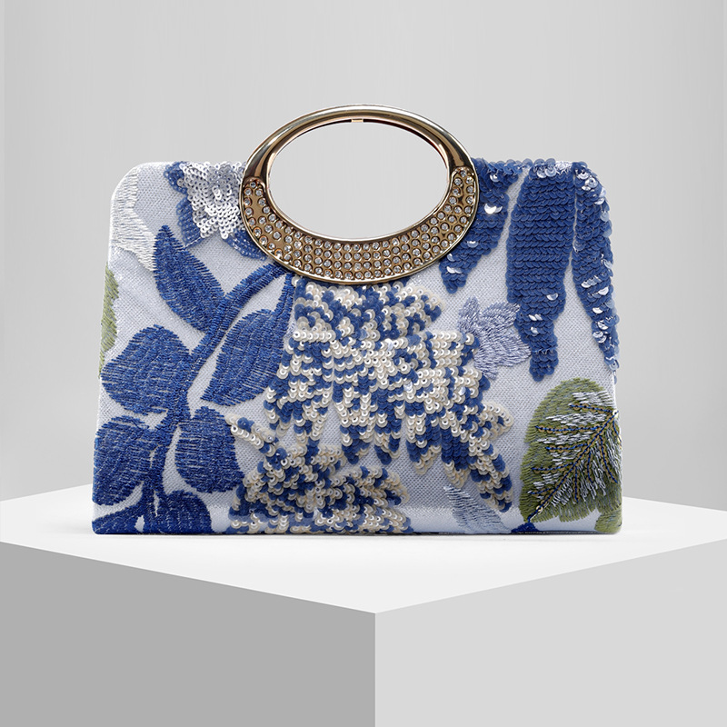 New Pearl Embroidered Evening Bag Clutch Evening Bag Wedding Bag Random Pattern
