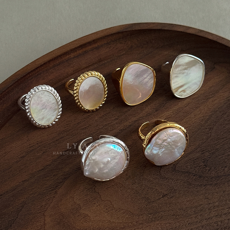 Natural Texture Mother-of-Pearl Round Index Finger Ring Shell Ring