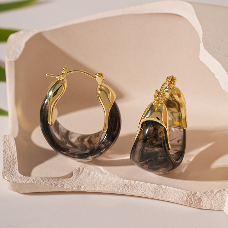 Resin Gradient U-Shaped Basket Ear Cuff Earrings Simple Geometric Earrings for Women
