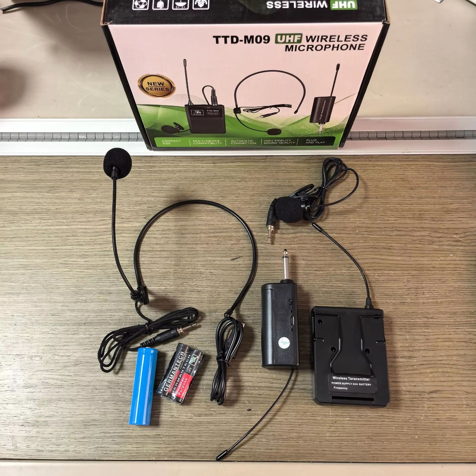 Wireless Headset Microphone Bee Conference Dedicated Microphone Lapel Microphone TTD-M09