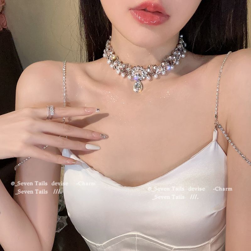 Pearl rhinestone water drop flower necklace collarbone chain niche evening dress necklace women