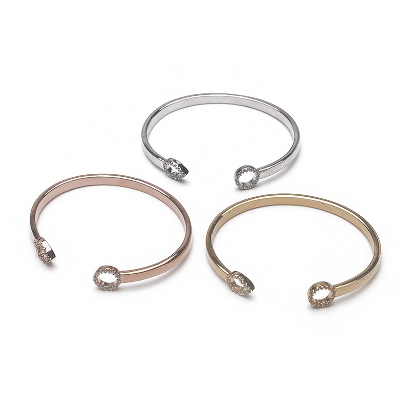 Women's designer small openwork hollow metal bracelet