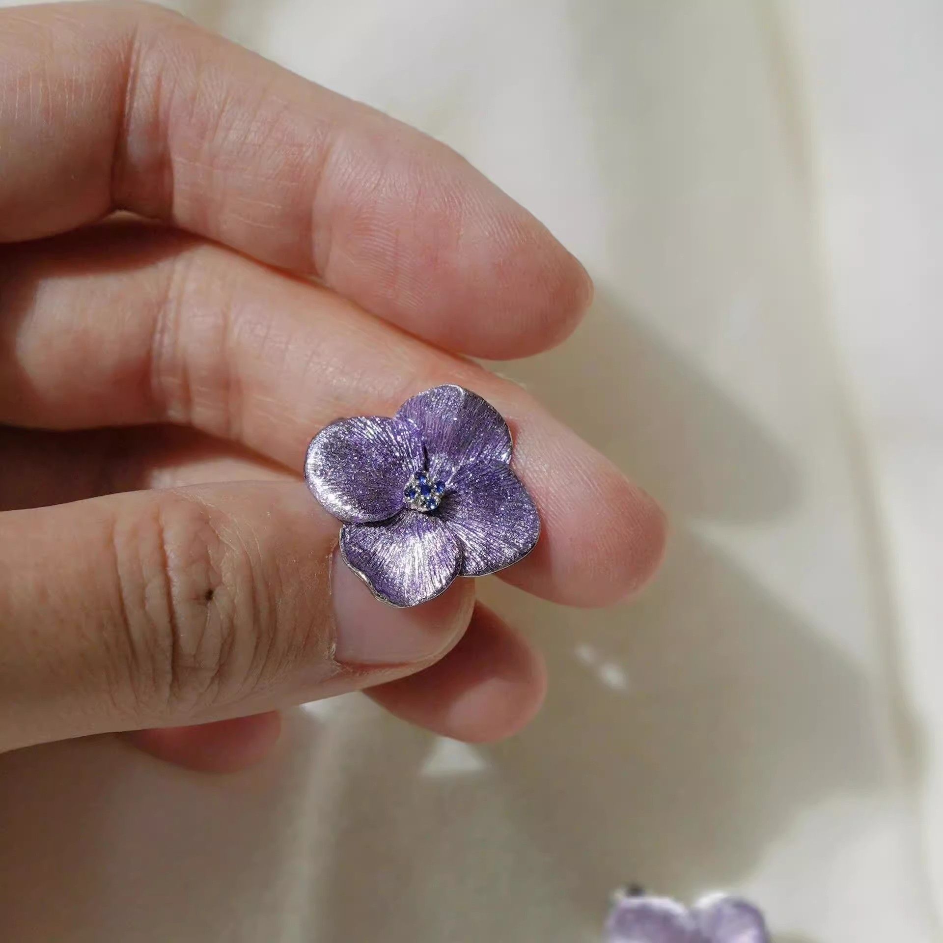 Cool Purple Pink Earrings Exquisite Niche Unique Stud Earrings Ear Accessories