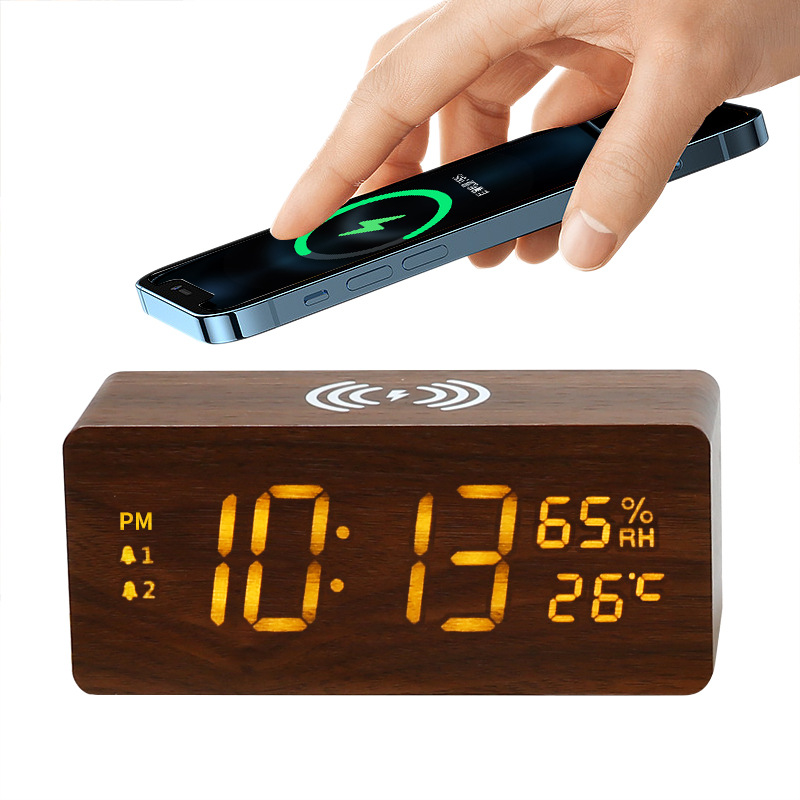 Multifunctional 15W Fast Charging Wooden Temperature and Humidity Wireless Charger LED Perpetual Calendar Clock Snooze USB Dual Charging Electronic Clock