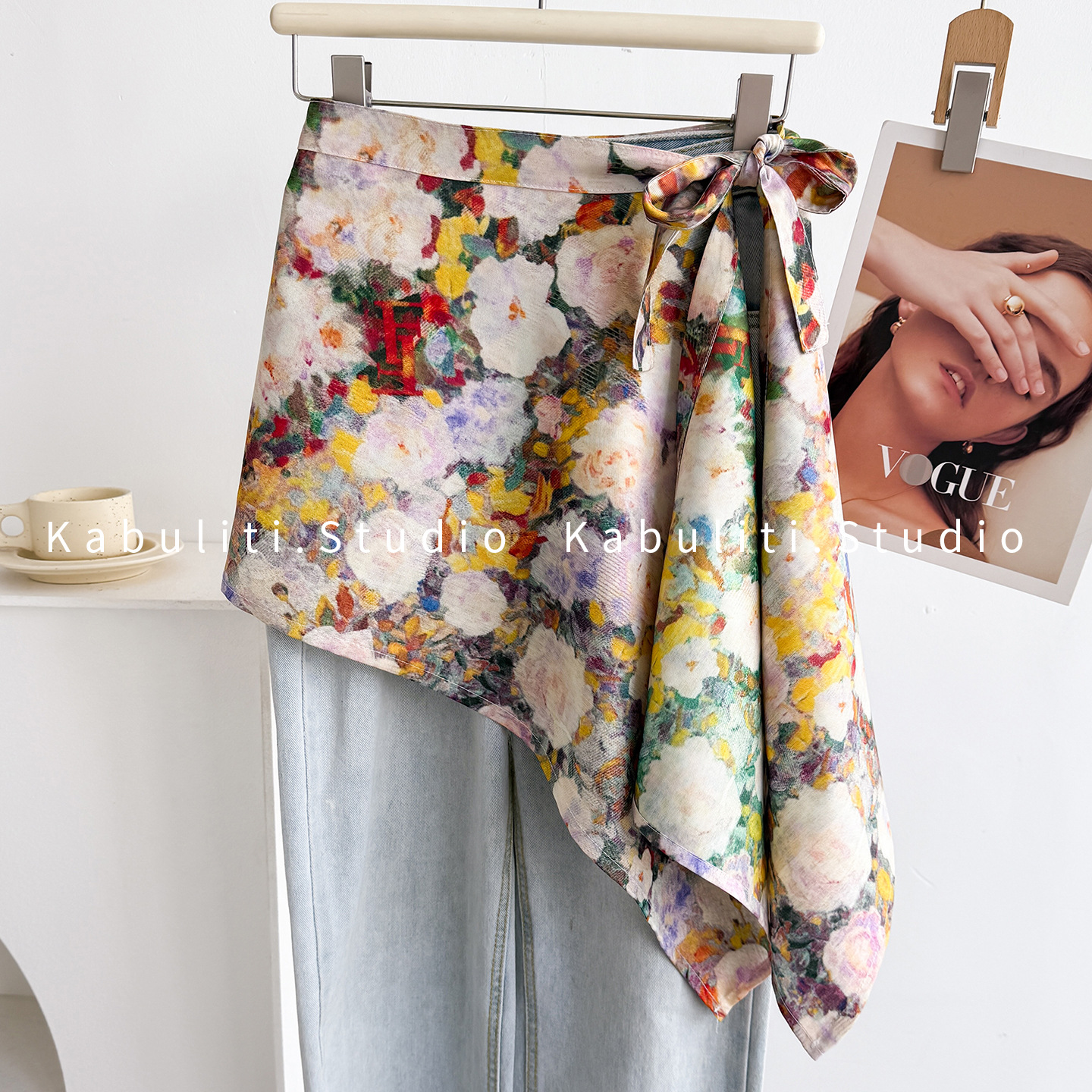 Ethnic style cashew flower layered skirt pants, small triangle denim skirt with belt, thin silk scarf women's half-length skirt