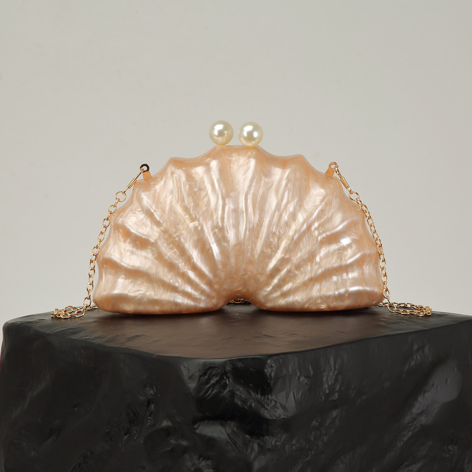 2024 New Women's Evening Bag Irregular Shell Acrylic Bag Wedding Evening Clutch Bag