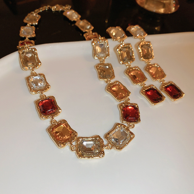 Crystal Square Choker Necklace Palace Style Exaggerated Collar Necklace for Women