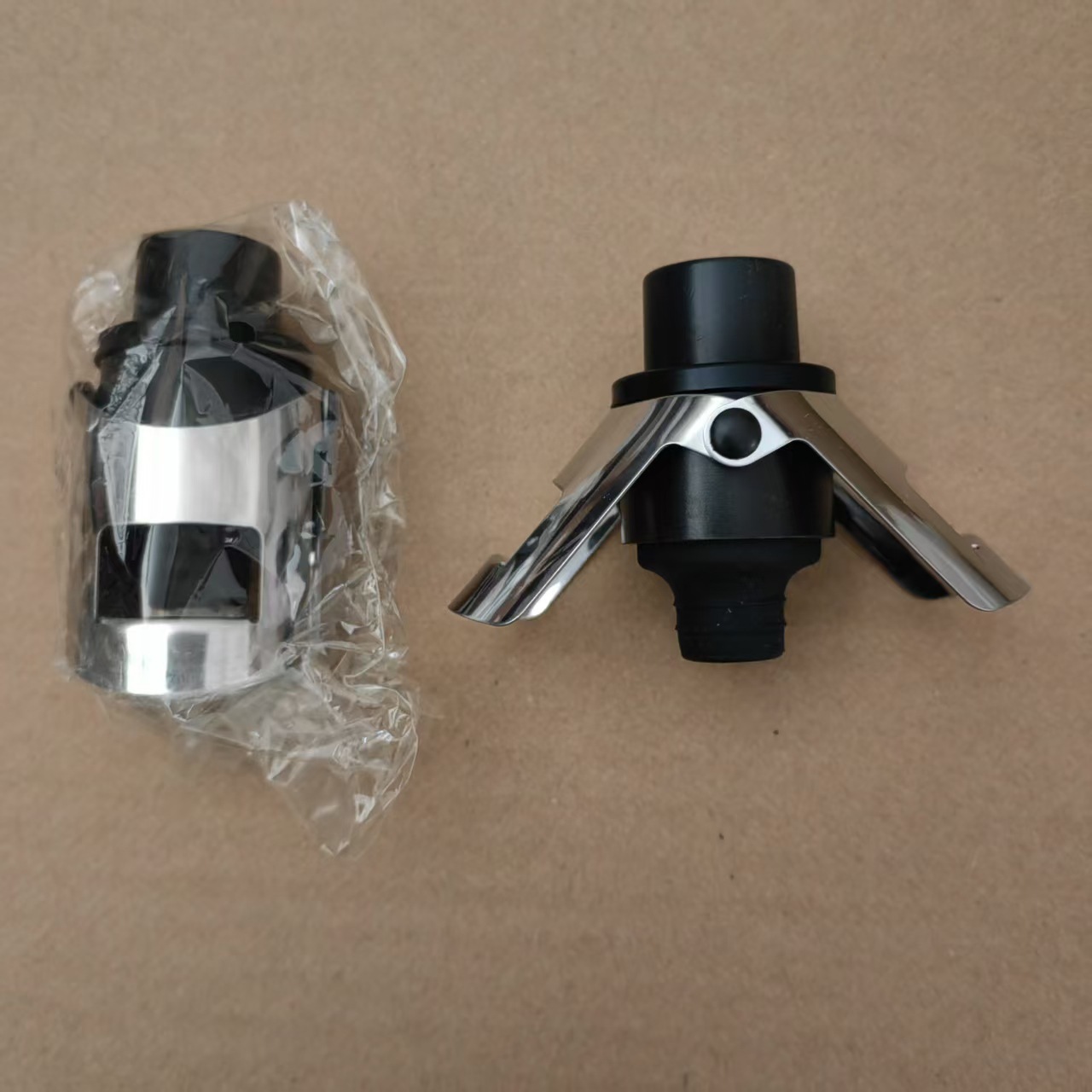 Champagne Stopper Sparkling Wine Bottle Stopper Bottle Fresh-Keeping Sealing Lid Red Wine Stopper Vacuum Stopper Press Stopper