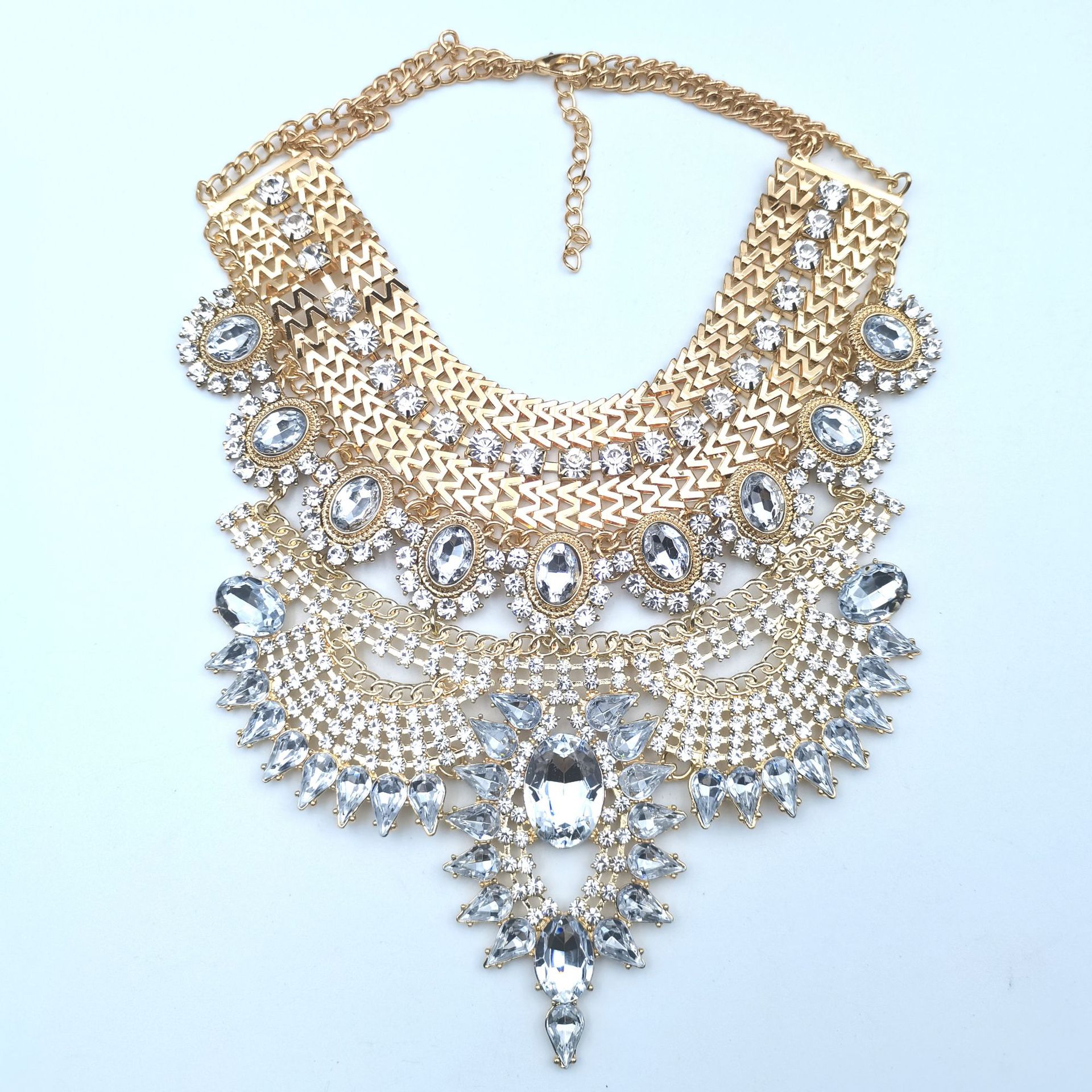 Exaggerated rhinestone metal necklace with large gemstone jewelry
