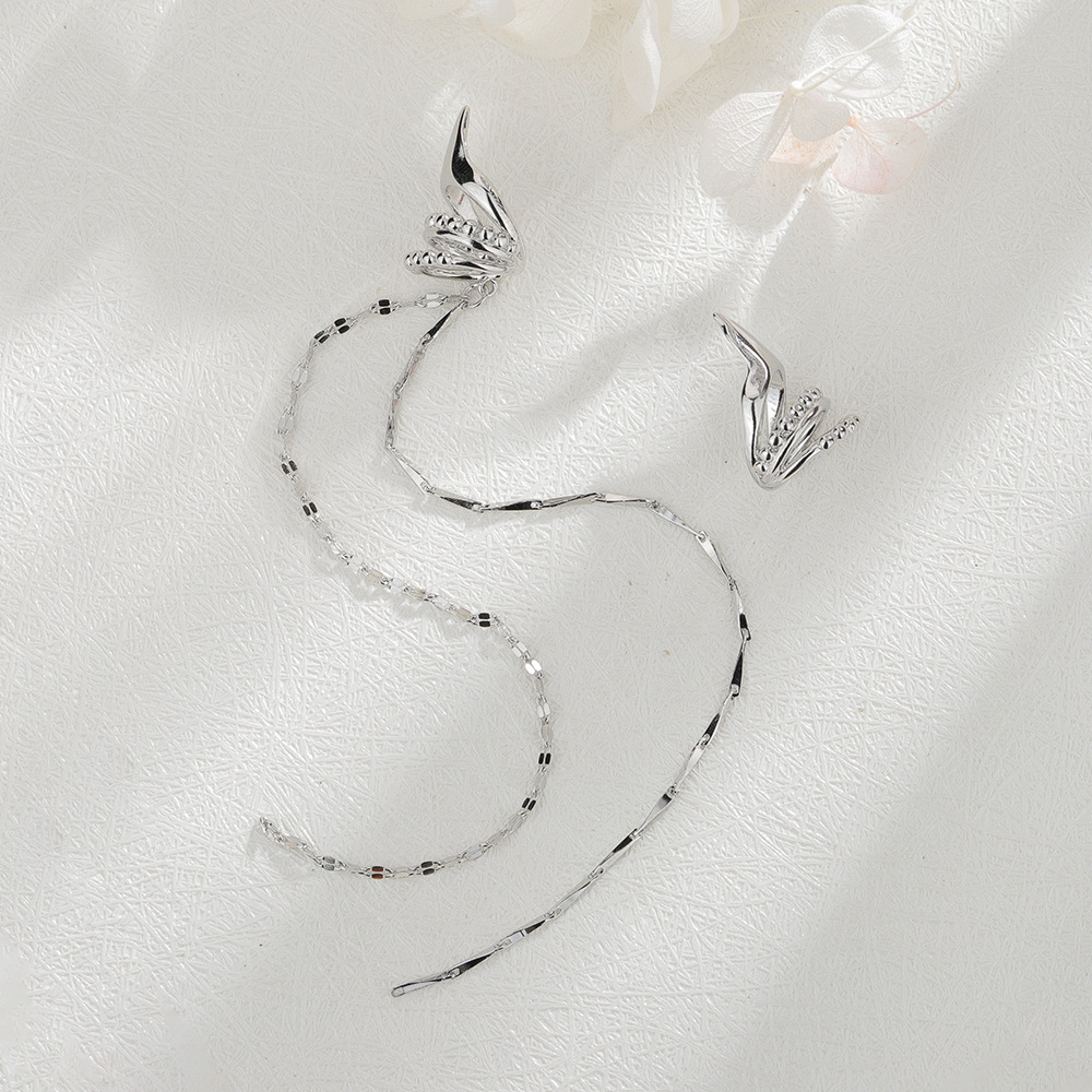 Multi-Layer Elf Tassel Ear Clip Simple Geometric Tile Long Chain No Piercing Ear Cuff