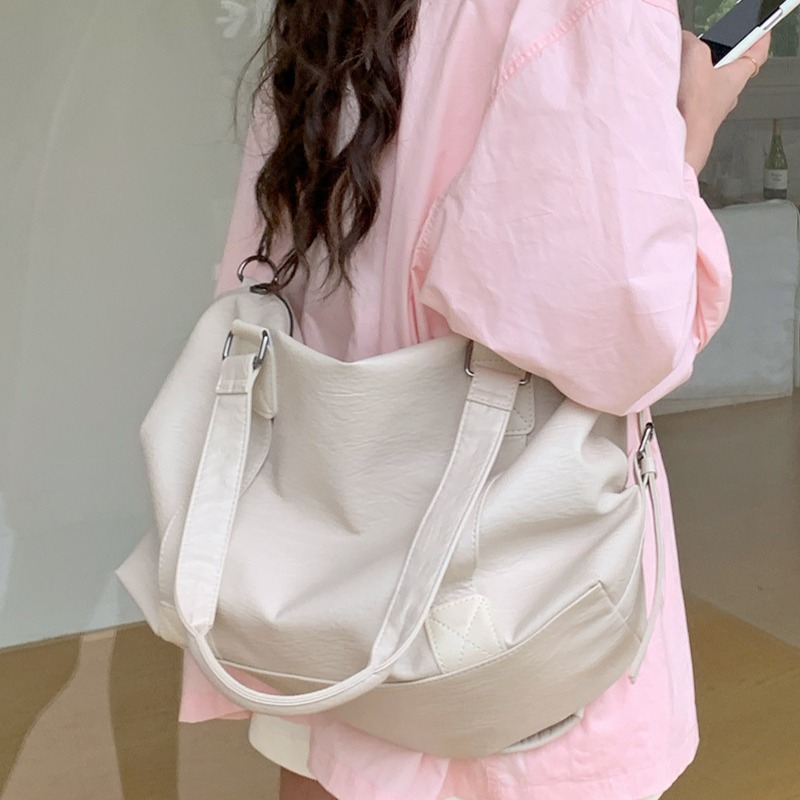 Handheld Travel Bag for Women 2026 New Casual Tote Bag Large Capacity Crossbody Bag Luggage Bag