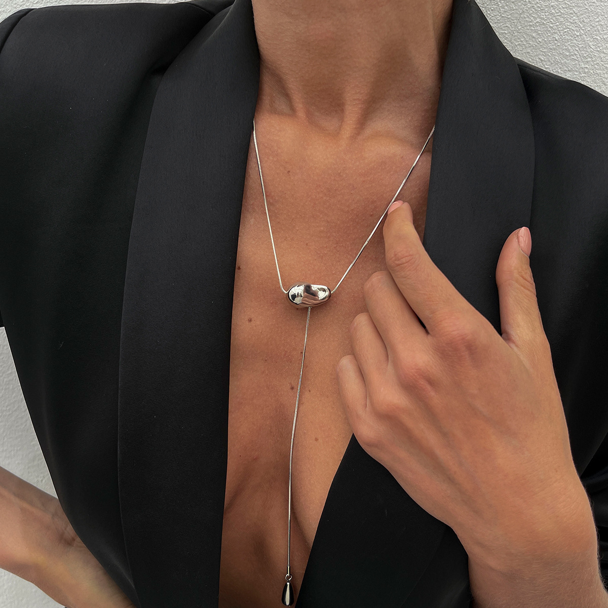 Jewelry irregular metallic square snake necklace simple CCB drop pendant锁骨链