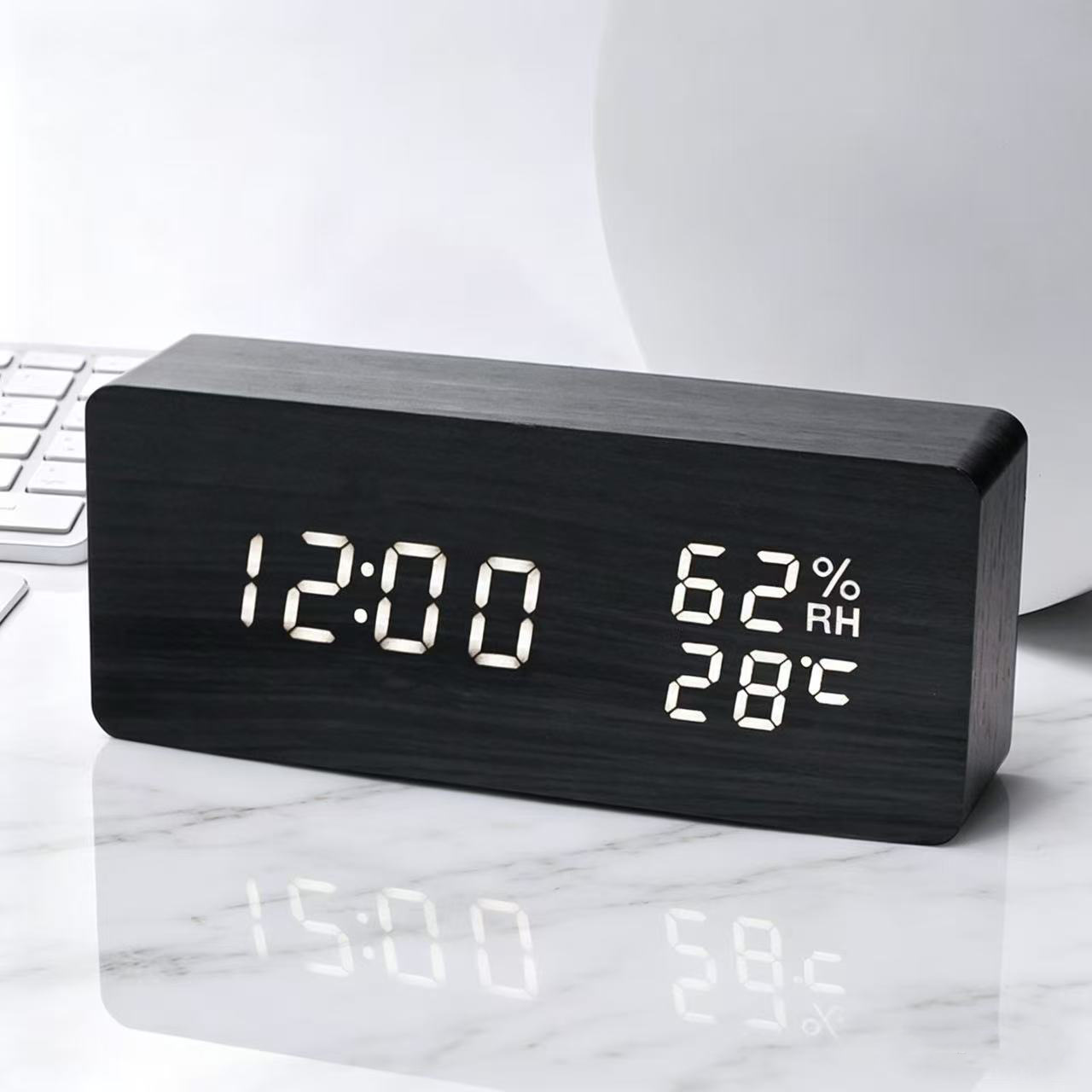 Smart voice-controlled wooden digital alarm clock, temperature and humidity clock, PVC wooden office clock, student electronic clock, LED wooden clock