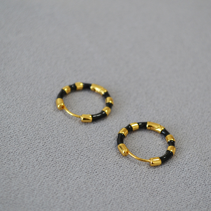 Japanese-Korean simple fresh colorful enamel brass gold-plated commuting ear clip earrings for women
