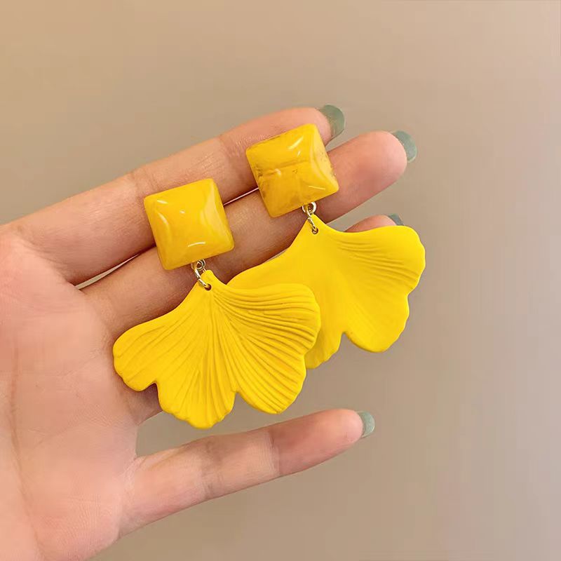 Exaggerated earrings playful girl red polka dot circle ear accessories dopamine ear studs