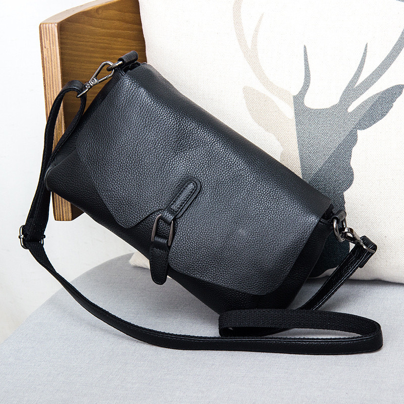 2024 PU Leather Single Shoulder Crossbody Women's Bag Handheld Lightweight Exquisite Bag Commuter Underarm Bag