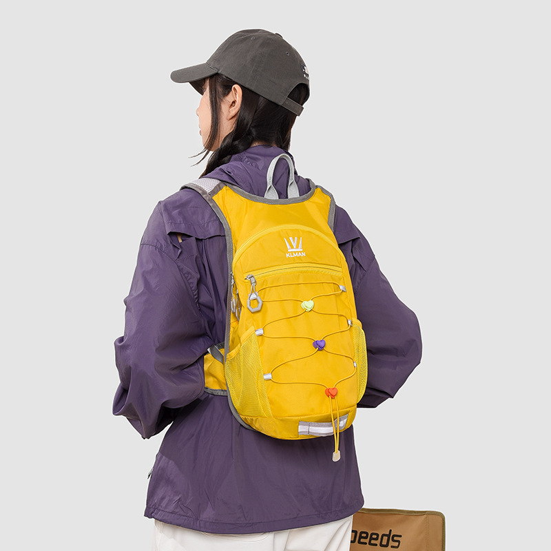 Bee Bag Outdoor Hiking Travel Backpack for Women Lightweight Commuter Leisure Sports Cycling Bag College Student Backpack