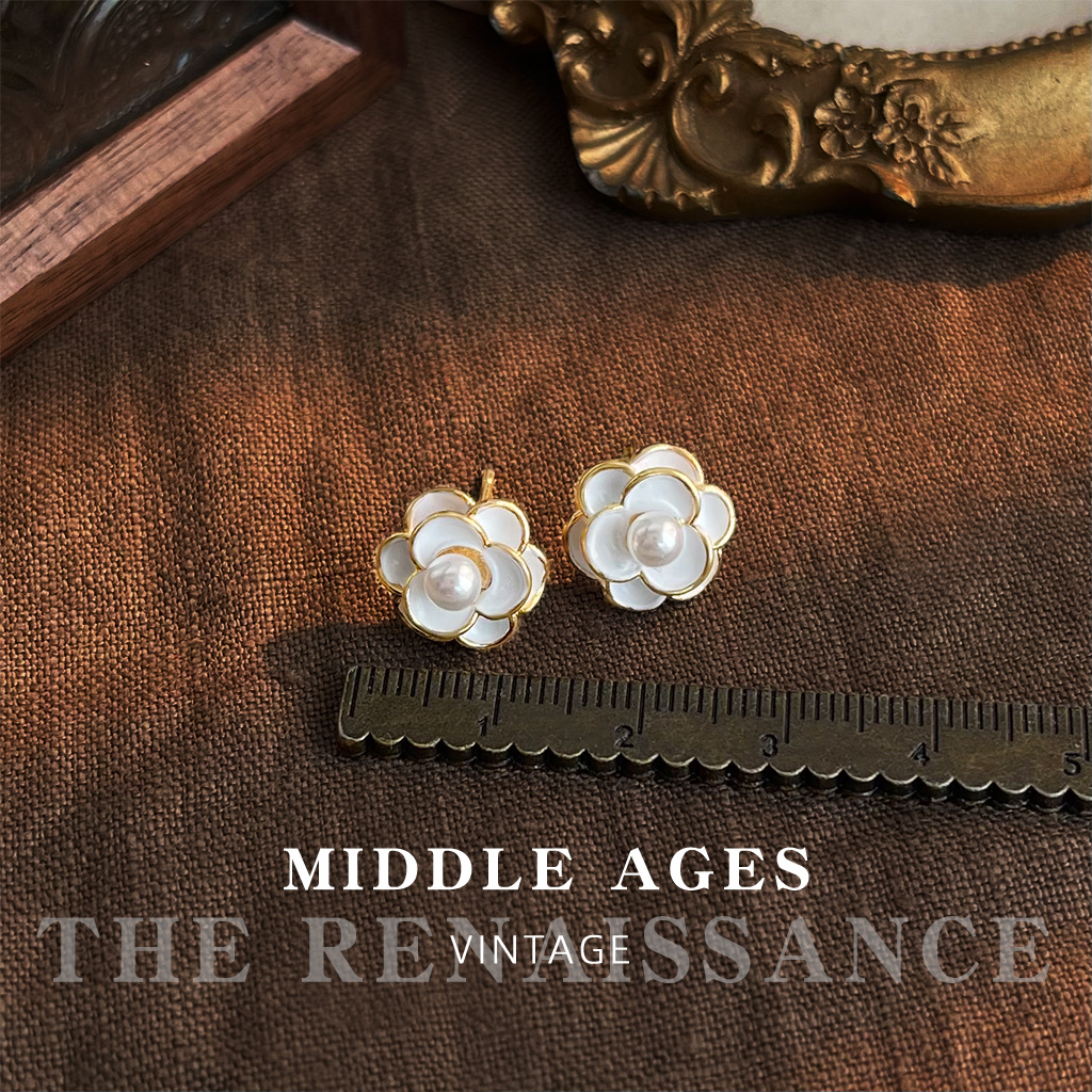 Vintage Light Retro Pearl Flower Collection Earrings Enamel Drop Oil Court Style Ear Studs Ear Accessories