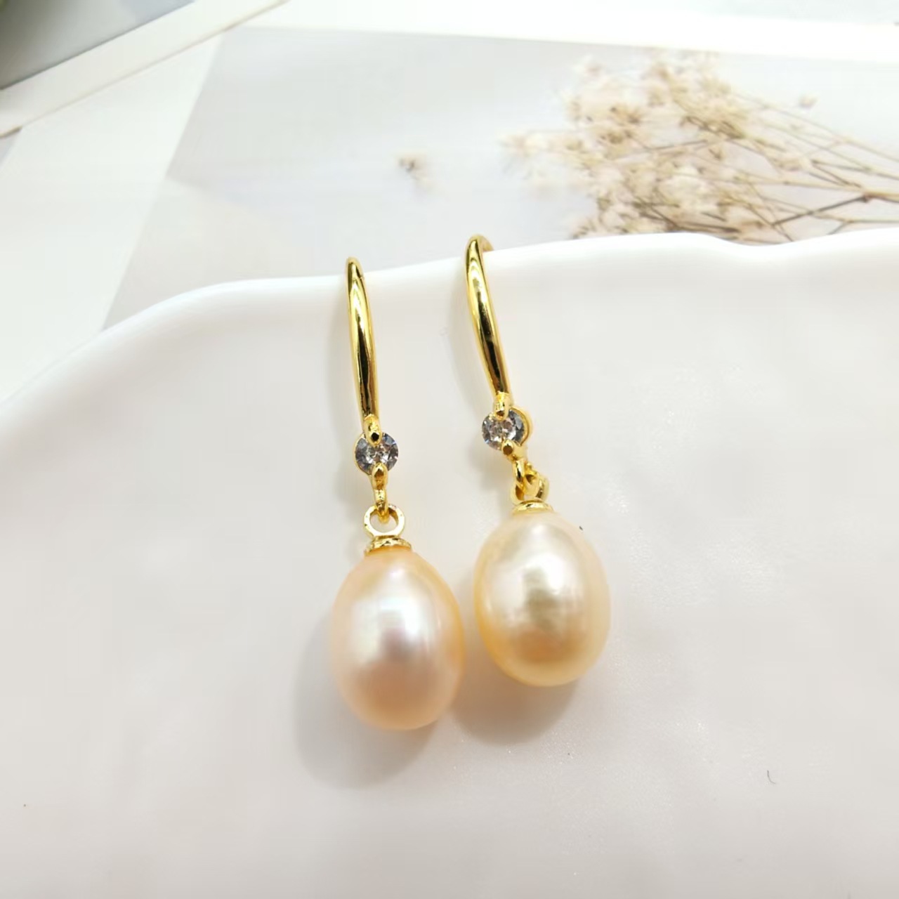 Zhuji Natural Freshwater Pearl Ear Hooks Simple Rice Pearl Strong Light Pearl Real Gold Electroplated 18K Gold-Plated Ear Hooks