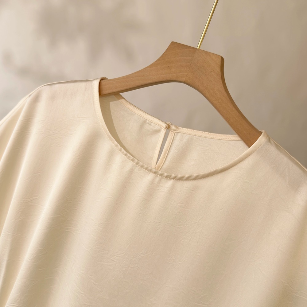 Pleated silk short-sleeve shirt top 2026 summer waist round neck irregular blouse