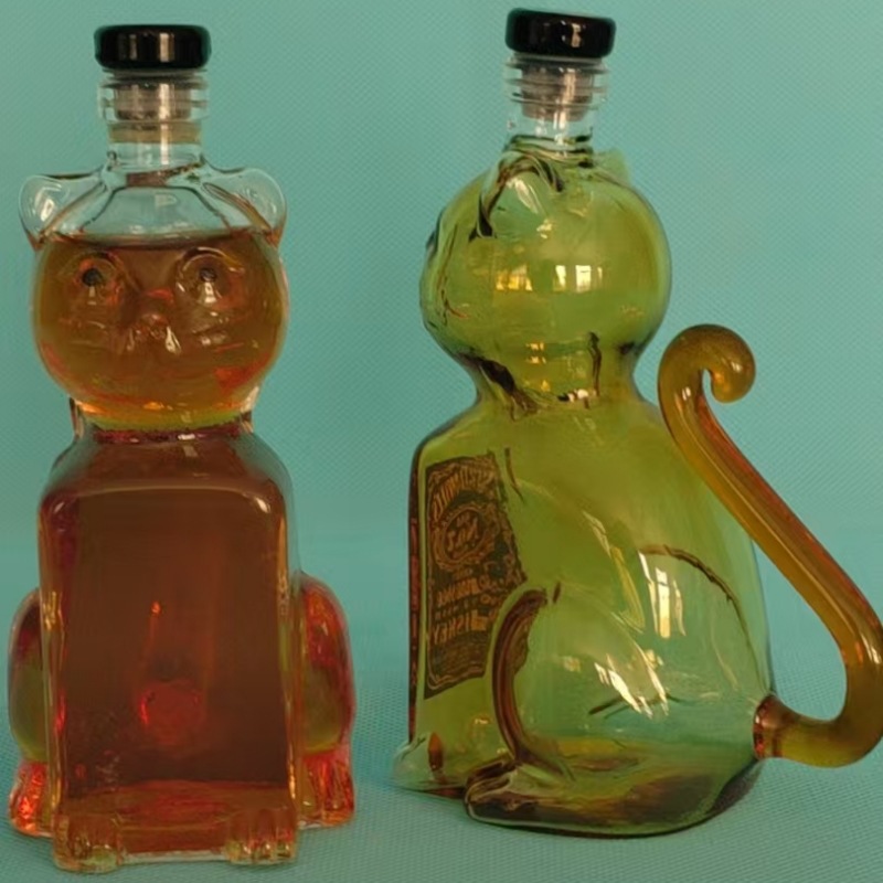 Eagle whiskey bottle cat animal series soaking bottle whiskey bottle decanter