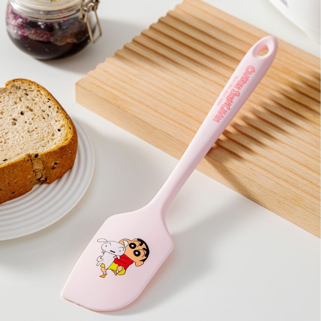 Crayon Shin-chan Spatula Official Silicone Spatula Household One-Piece Baking Cake Cartoon Stirring Scraper
