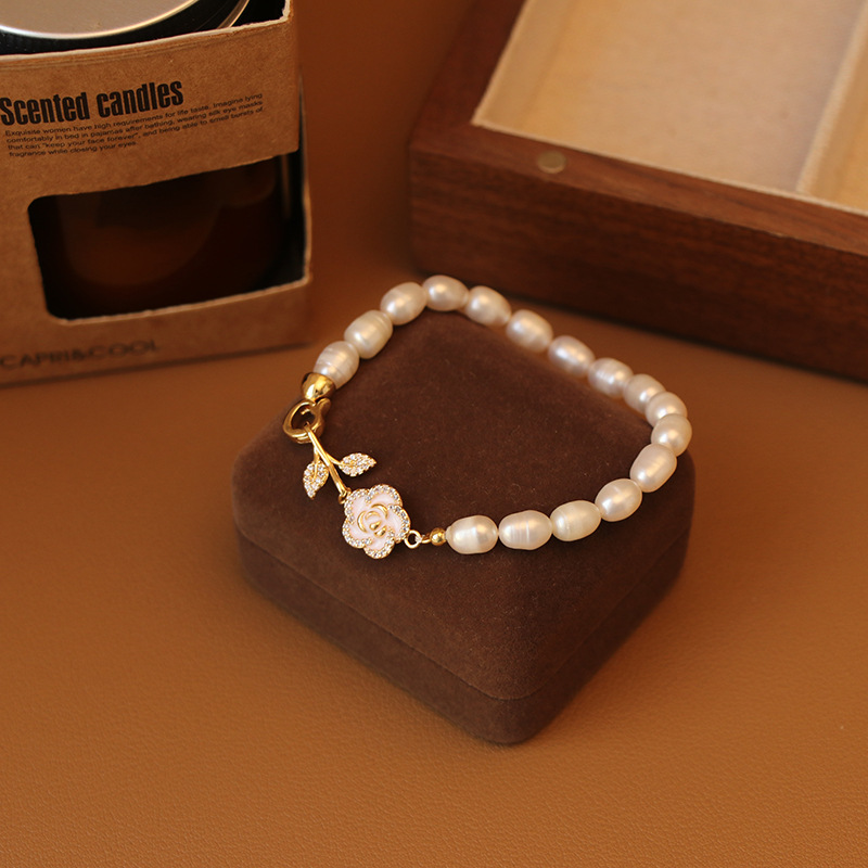 Zhuji natural freshwater pearl bracelet with exquisite camellia flower design, women's jewelry