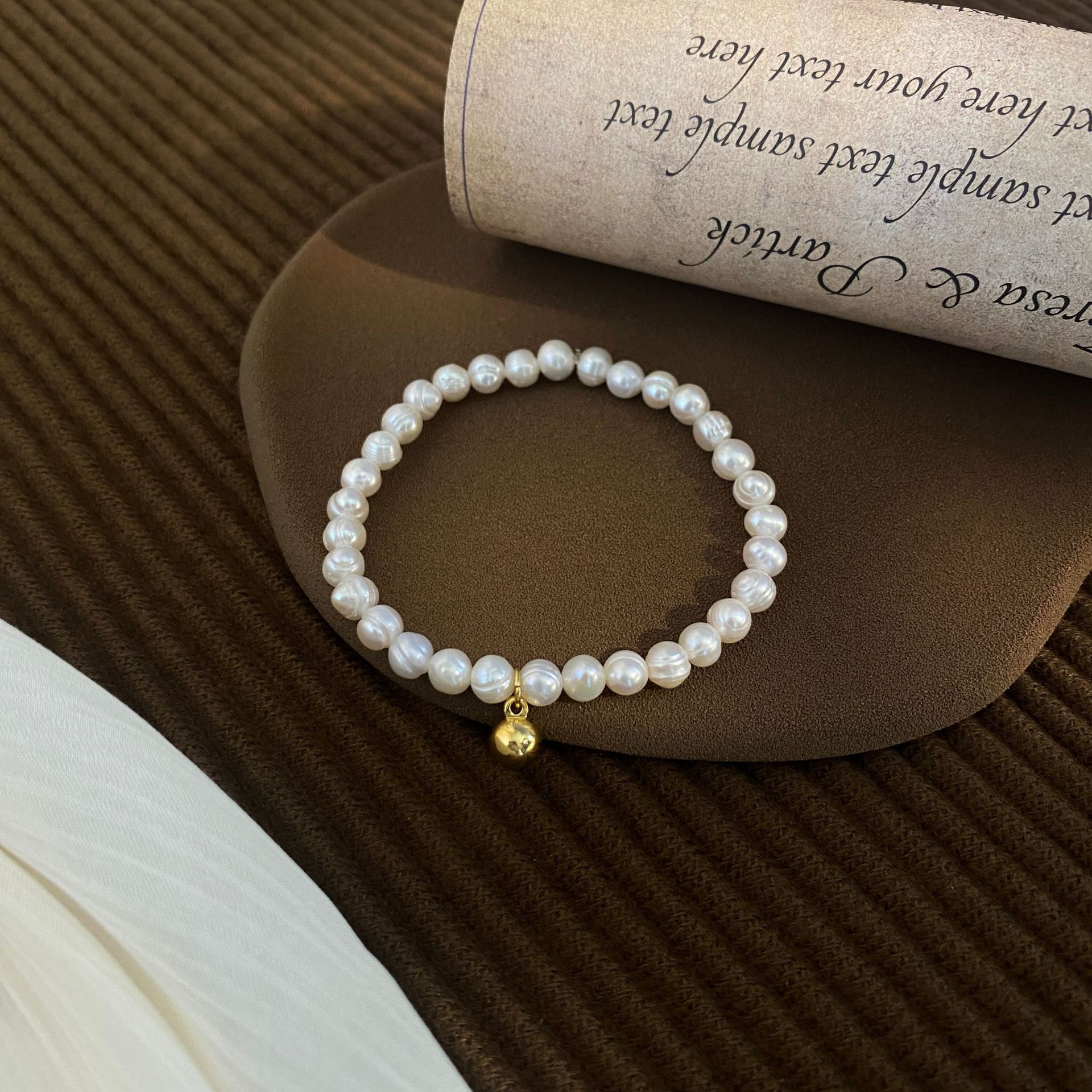 Zhuji natural freshwater pearl bracelet with exquisite camellia flower design, women's jewelry