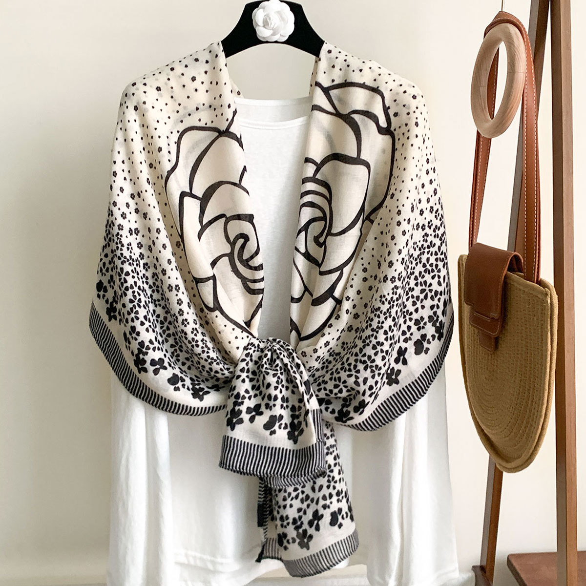Scarf, thin gauze scarf, cotton-linen scarf for women, autumn and winter long gauze scarf, summer sunscreen shawl dual-use