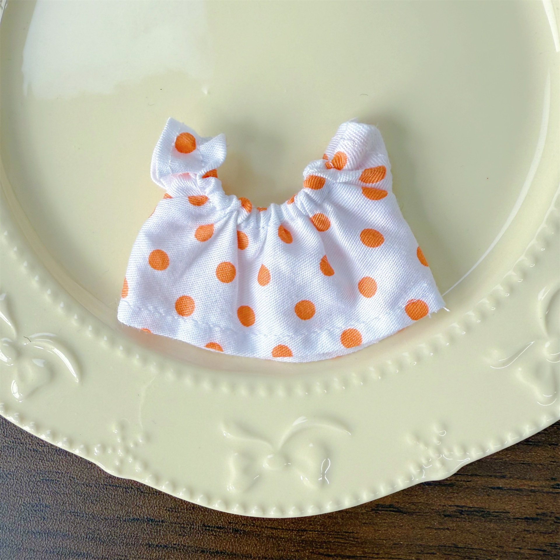 Fourth generation mini mini Labubu doll clothes 10cm dress-up clothes small skirt 4.0 LABUBU replacement