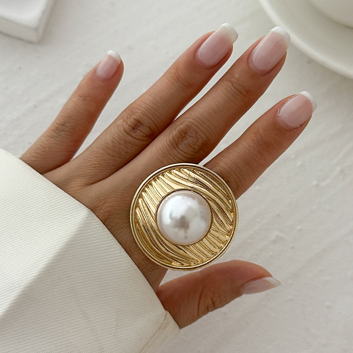 Jewelry irregular hollow wrapped jewelry faux pearl ring niche alloy open