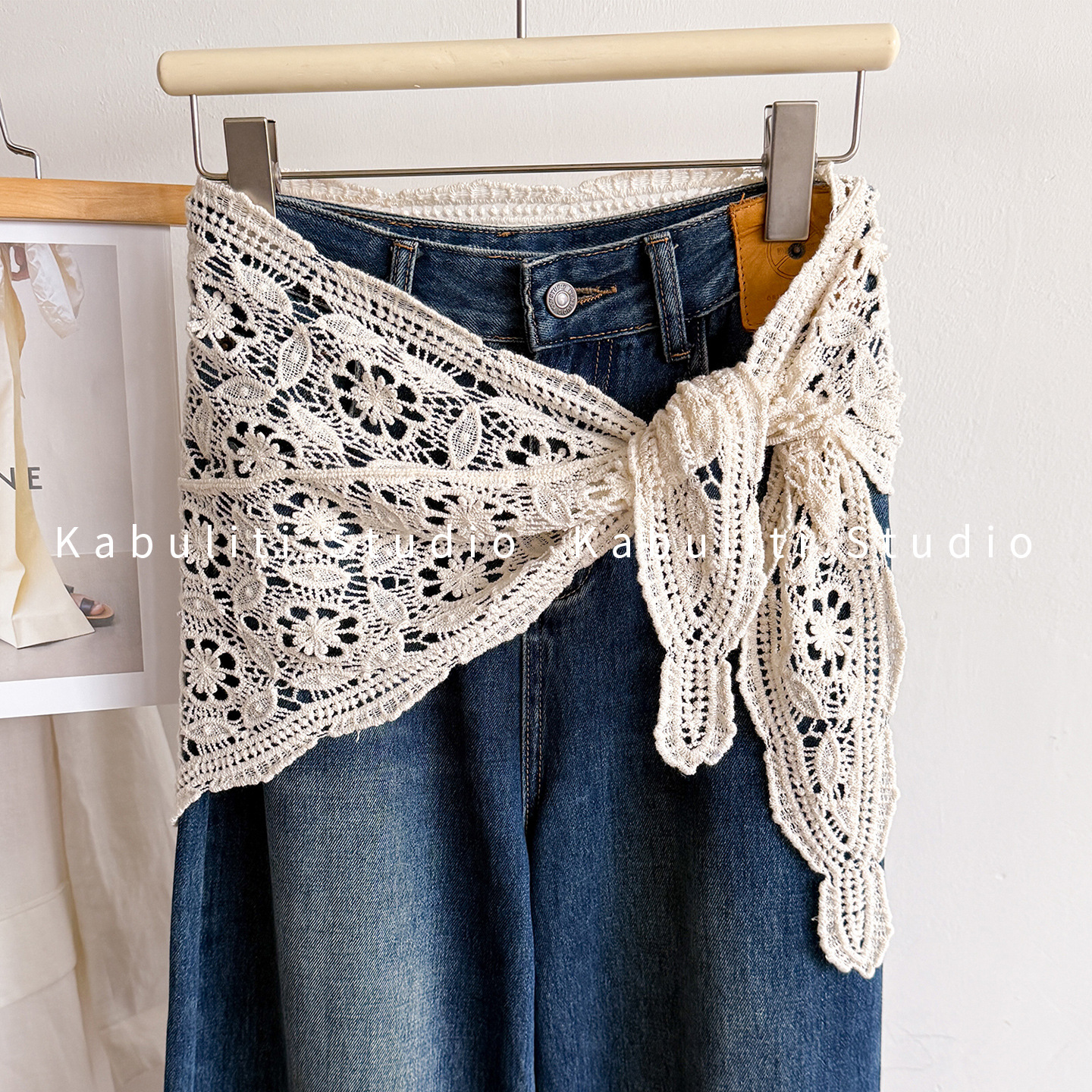 Lace hip skirt, niche style belt new girl waist scarf, hollow small triangle scarf shawl