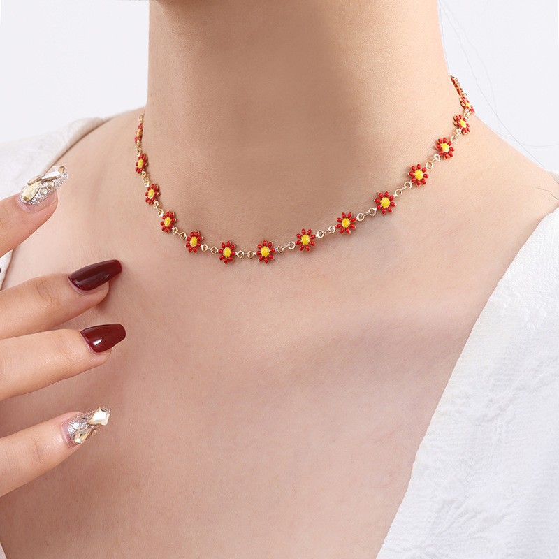 Rongshang Colorful Little Daisy Necklace for Women Flower Clavicle Chain Bohemian Style Chrysanthemum Necklace Accessory