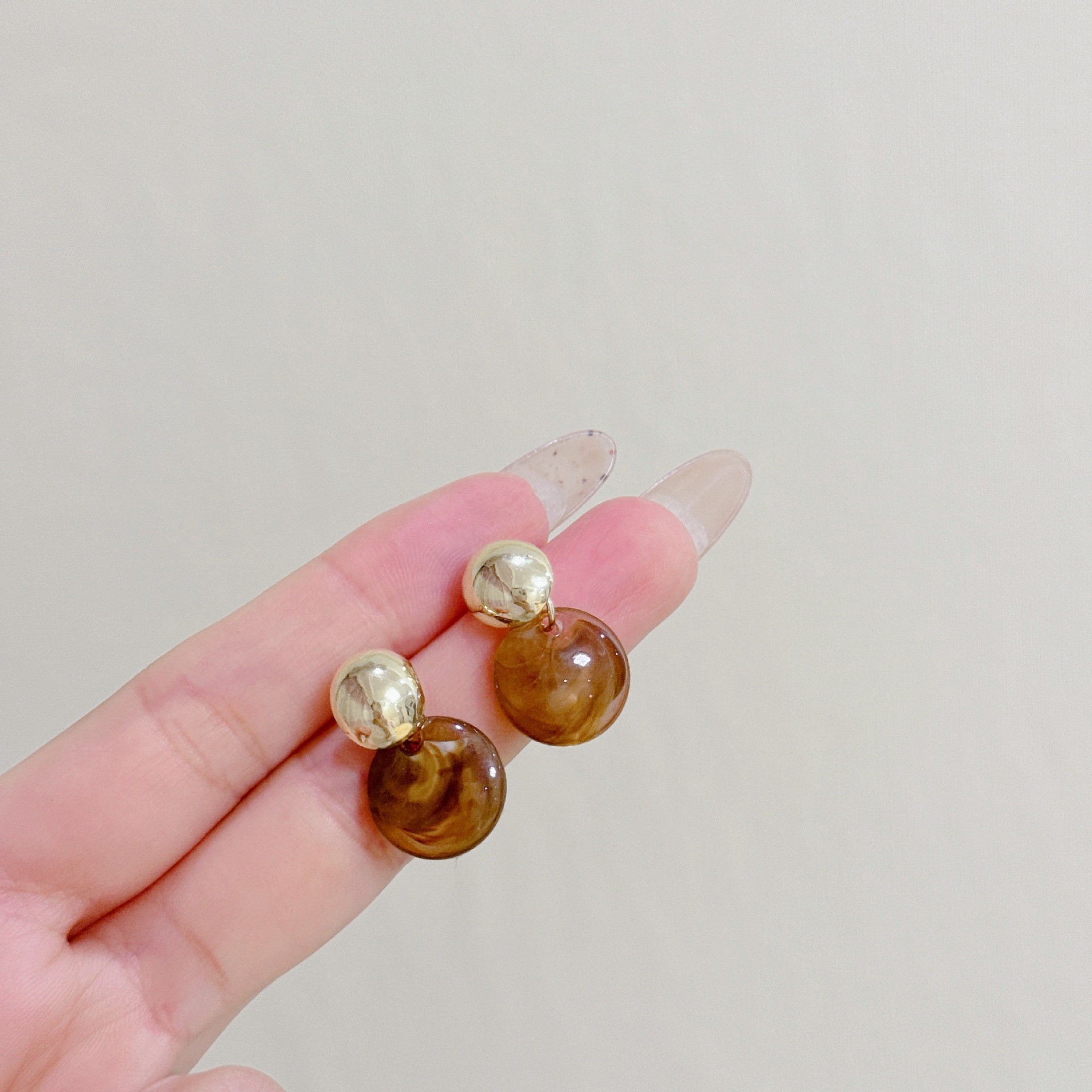 Niche Earrings 2025 New Delicate Stud Earrings Ear Accessories Women
