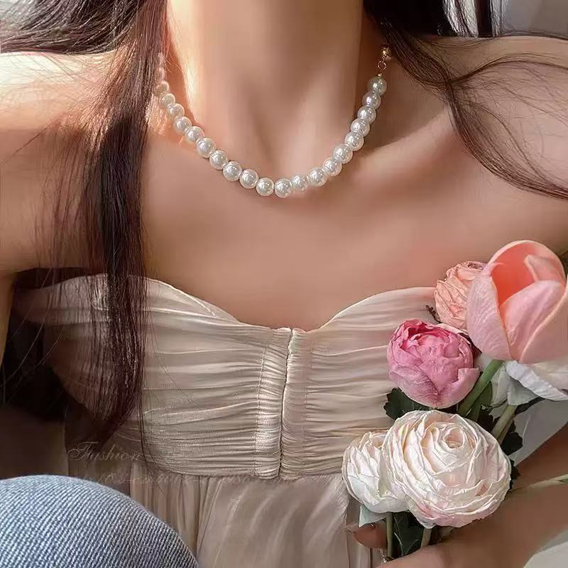 Magnetic clasp pearl necklace for women niche collarbone chain simple neck chain