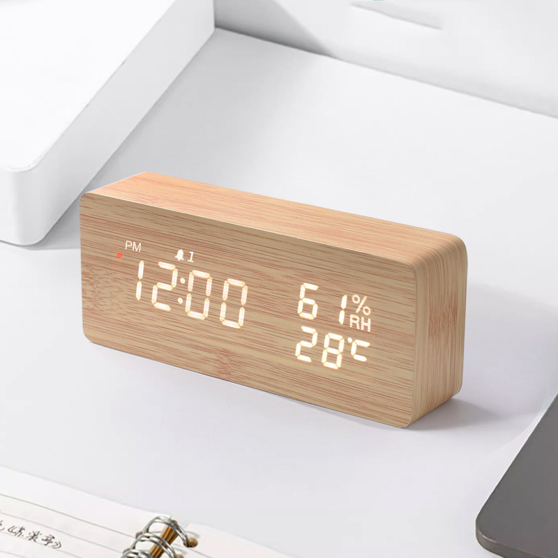 Japanese Intelligent Radio Wave Clock LED Wooden Radio Wave Clock German Radio Wave Alarm Clock Electronic Digital Clock Temperature and Humidity Clock
