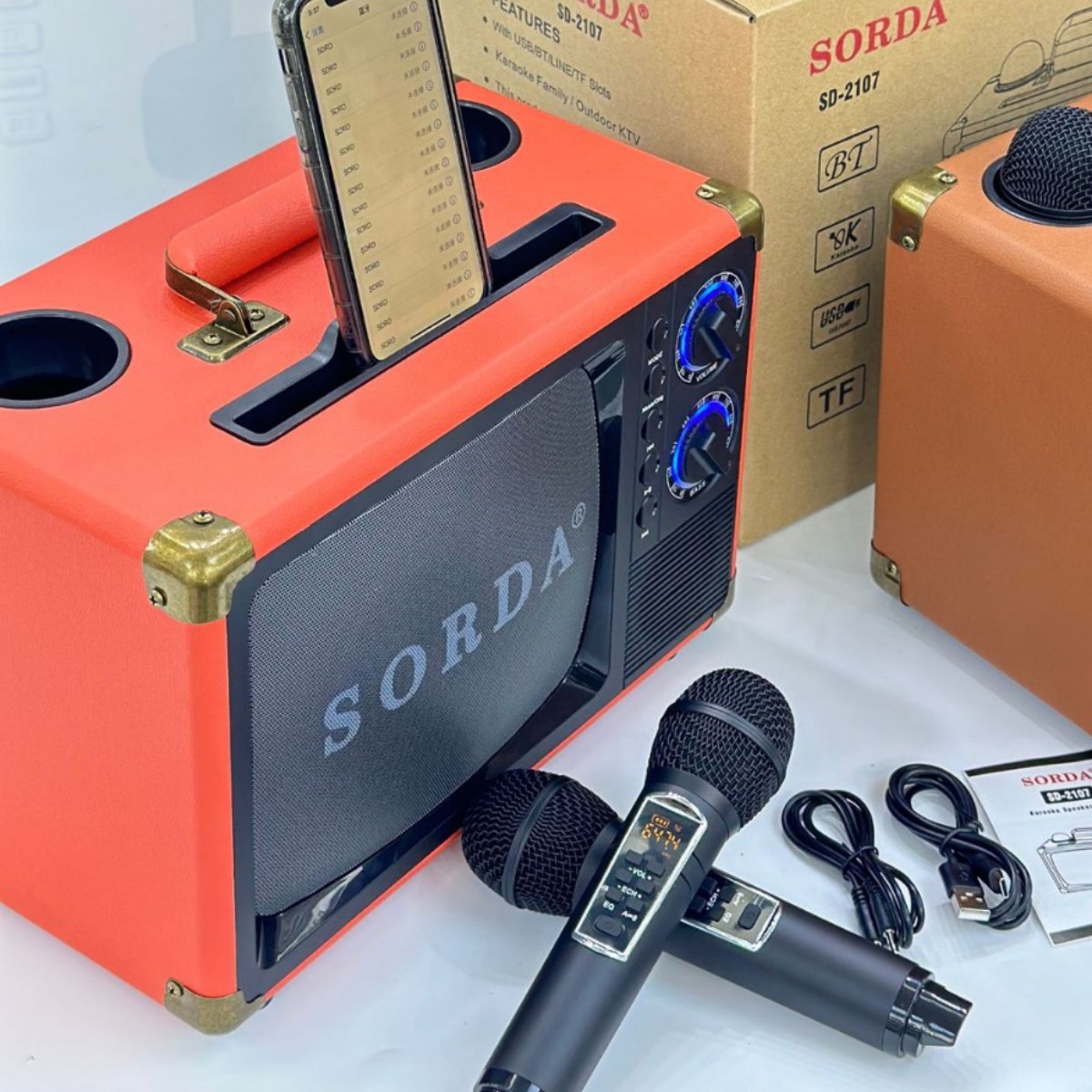 SD2107 Wood Box Covered with Leather Portable Outdoor Bluetooth Speaker K-Song Machine Wireless Dual Microphone