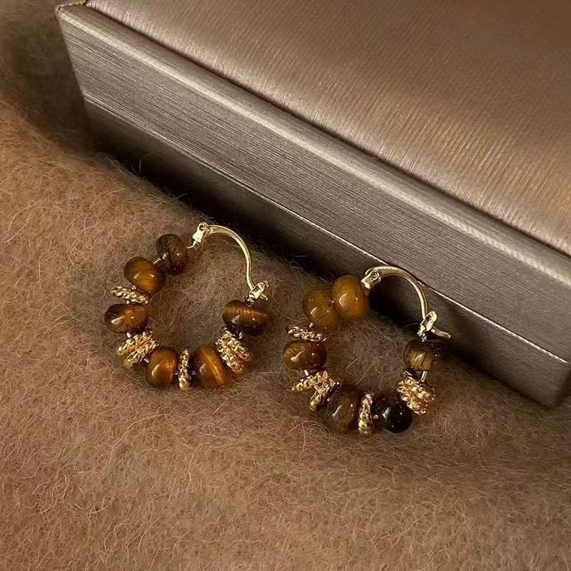 Autumn and winter Maillard tiger eye ear buckle earrings 2024 new ear accessories for women