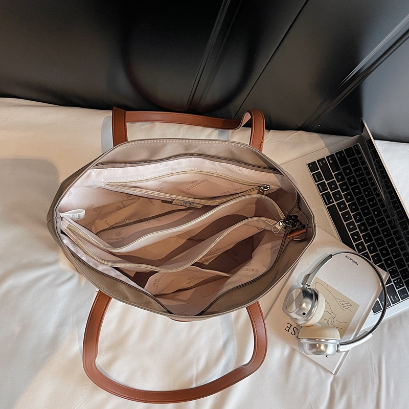 2026 Sense Oxford Cloth Bag Women Solid Color Large Capacity Tote Bag Niche Commute Shoulder Bag