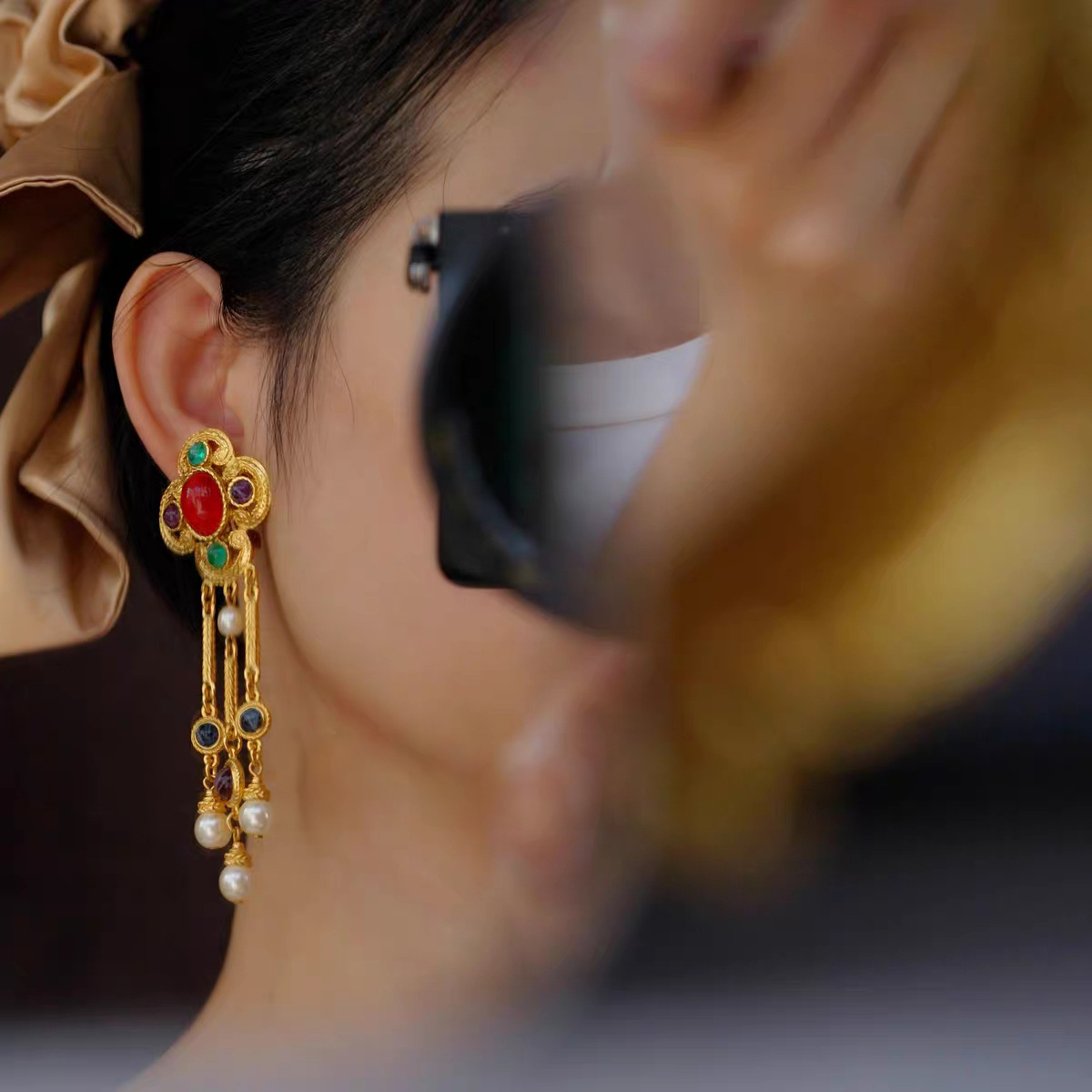 Vintage Heavy Craft Window Cutout Hollow Texture Brass Gold Plated Glass High Quality Tassel Earrings Ear Clips for Non-Pierced Ears