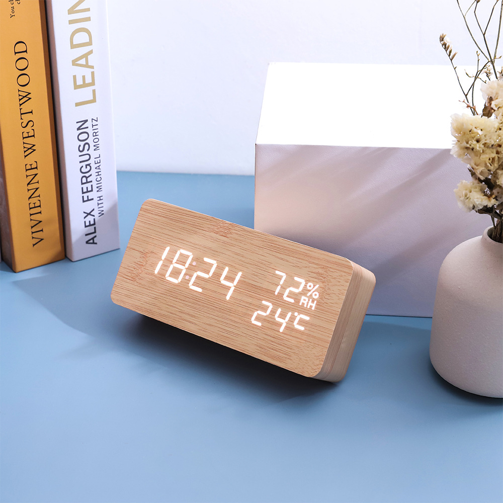Wooden alarm clock LED student alarm clock, rechargeable digital display electronic alarm clock, wooden clock decoration