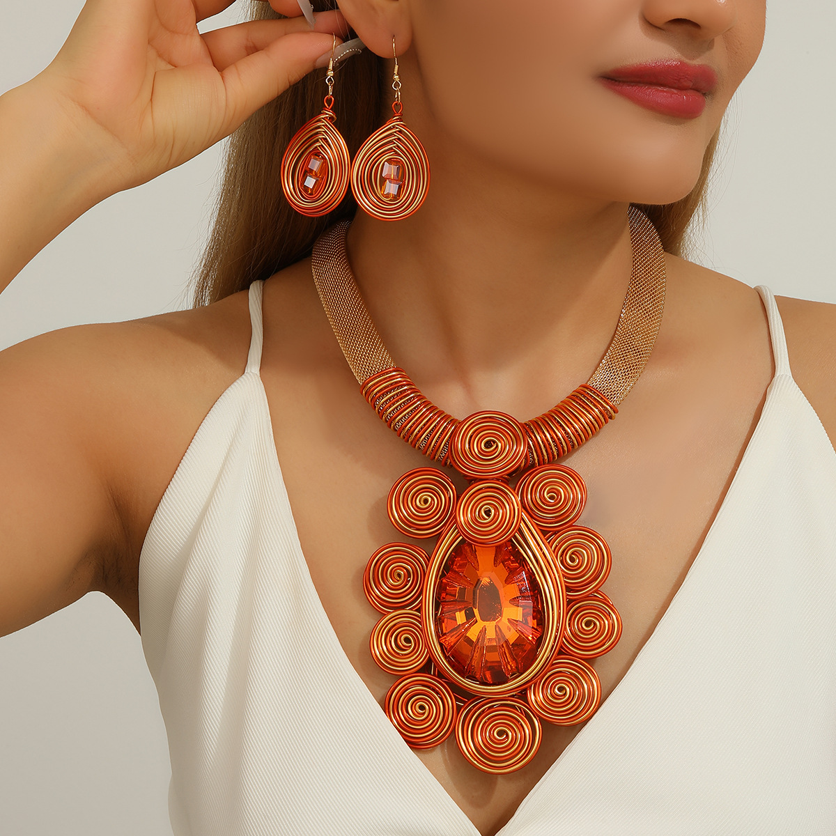 New bohemian exaggerated necklace and earring set banquet accessories necklace