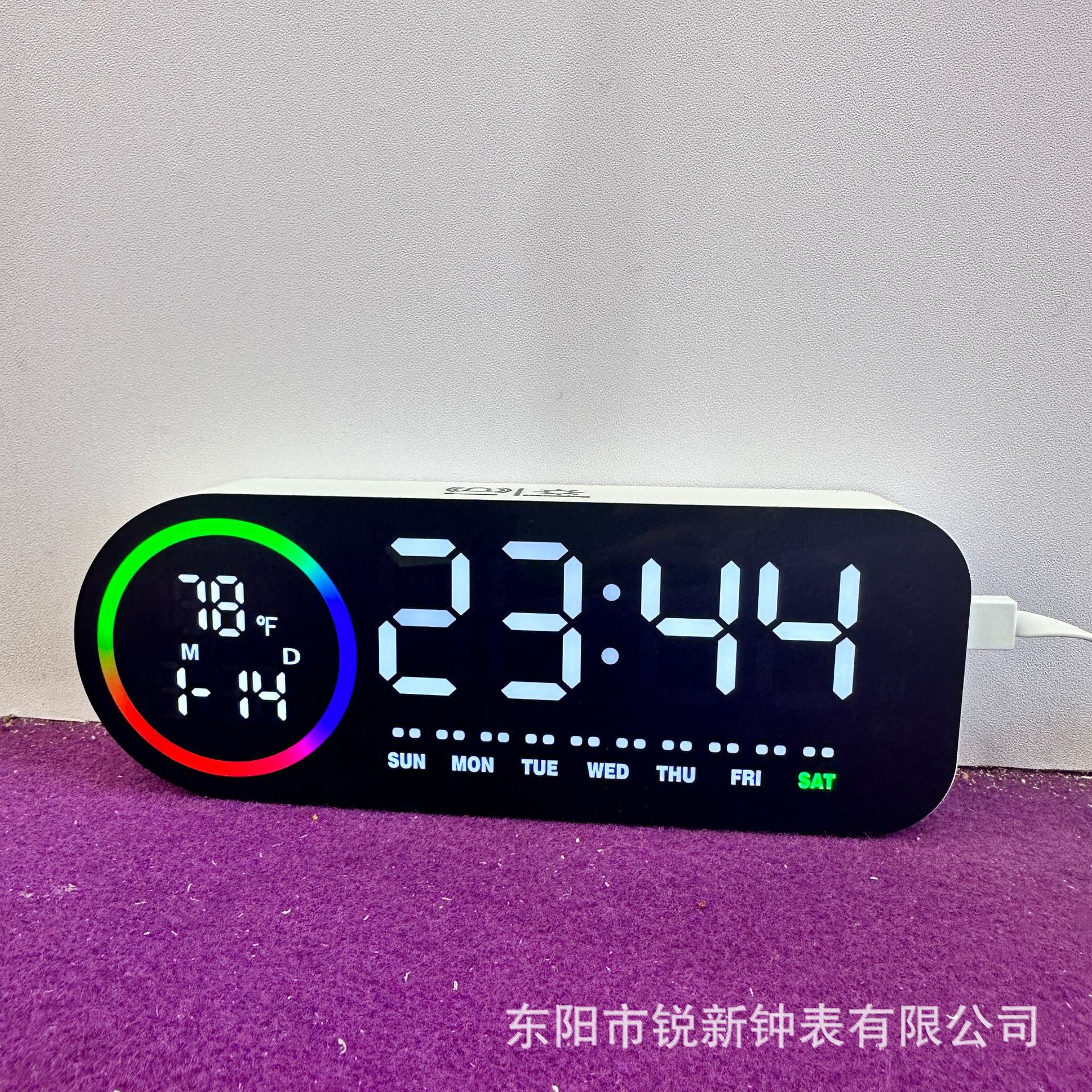 Aperture clock simple large screen LED electronic clock with date two groups alarm clock 2708
