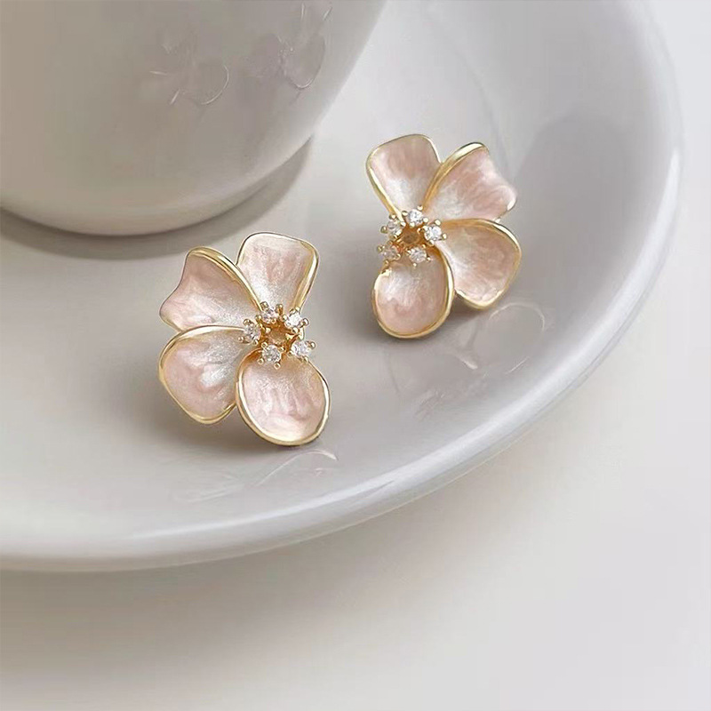 Spring and summer new pink enamel flower earrings pure silver needle unique earrings women niche ear accessories