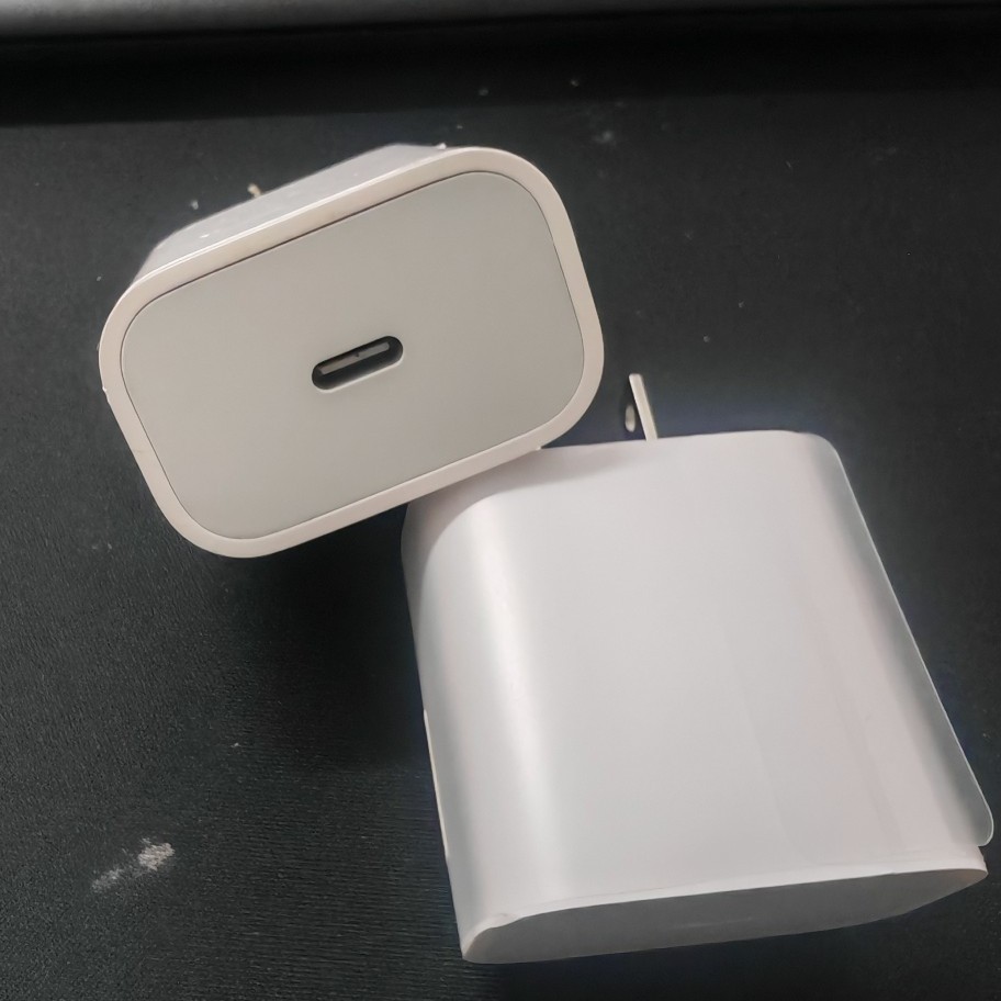Compatible with Apple 14 PD20W Fast Charging Charger PD Fast Charging Head USB-C PD20W Fast Charging Charging Head