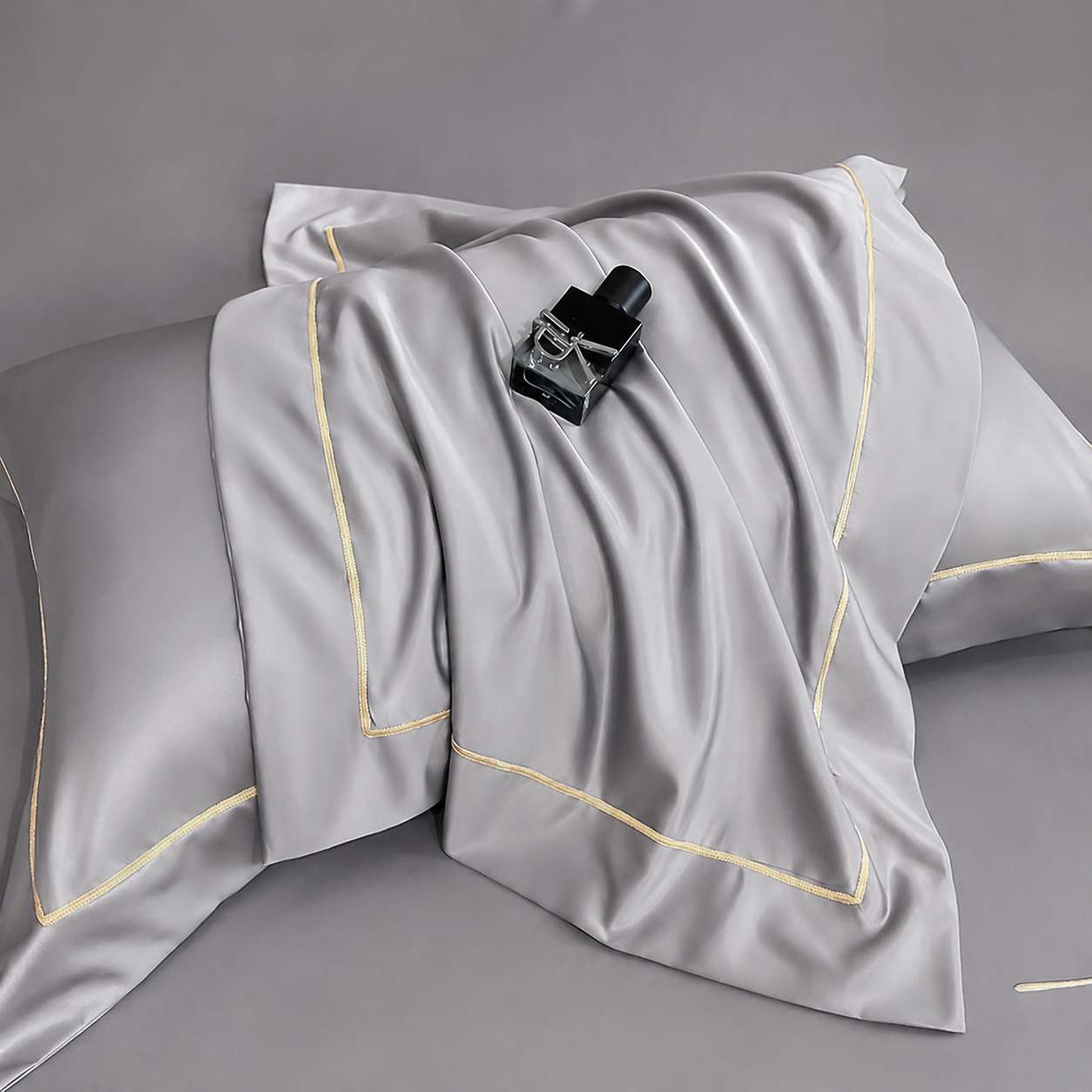 Summer cool ice silk pillowcase single one piece student dormitory pillowcase pair pillow inner cover 2026 new