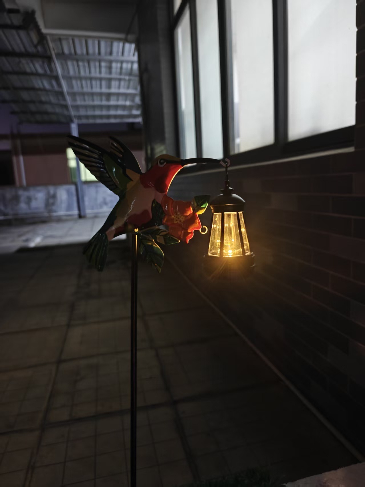 New Frog Holding Umbrella Bird Feeder Solar Light Iron Art Pastoral Scenery Animal Outdoor Garden Decoration