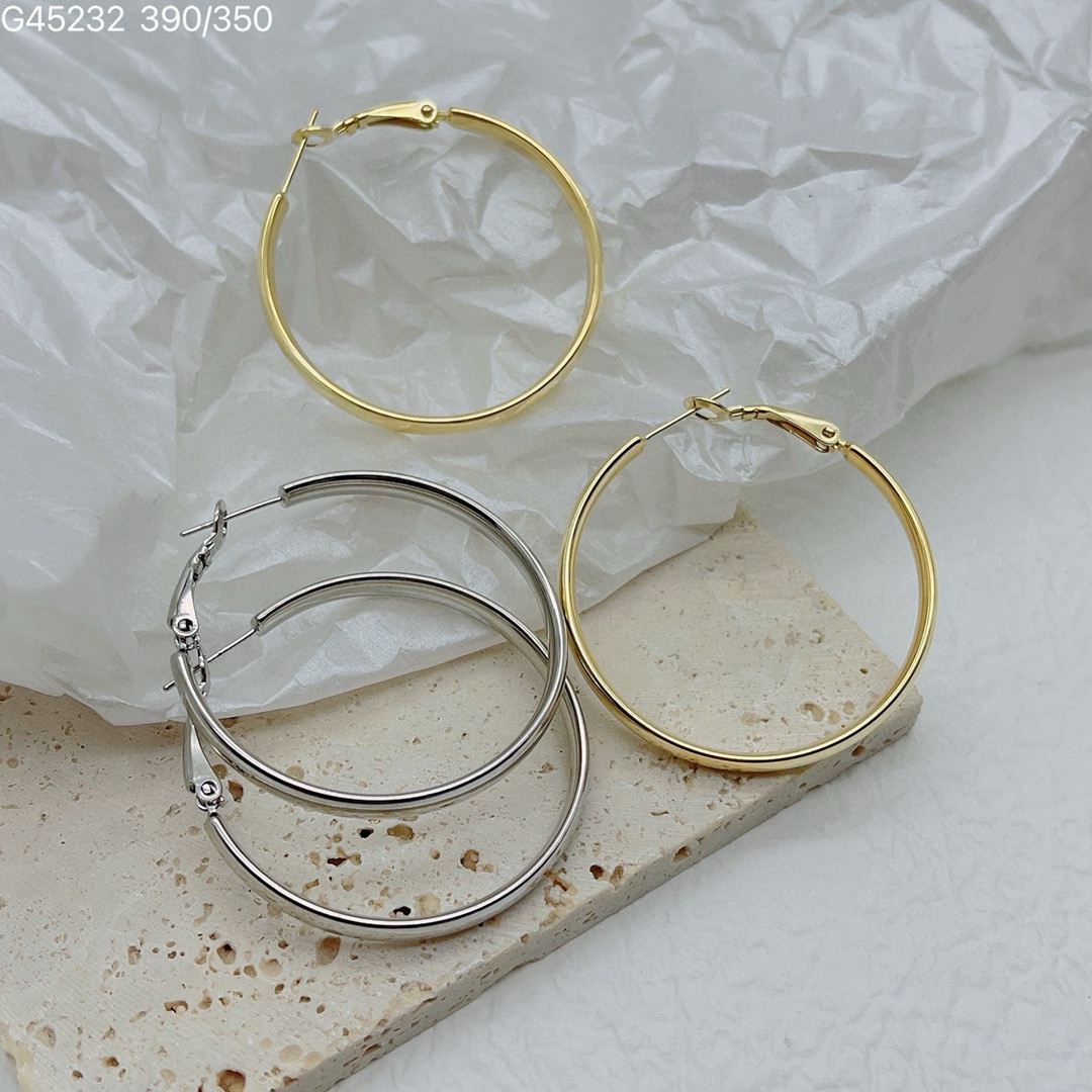 Oubiyabi Minimalist Smooth Large Circle Earrings Metal Plain Circle Ear Cuff Ear Accessories 45232