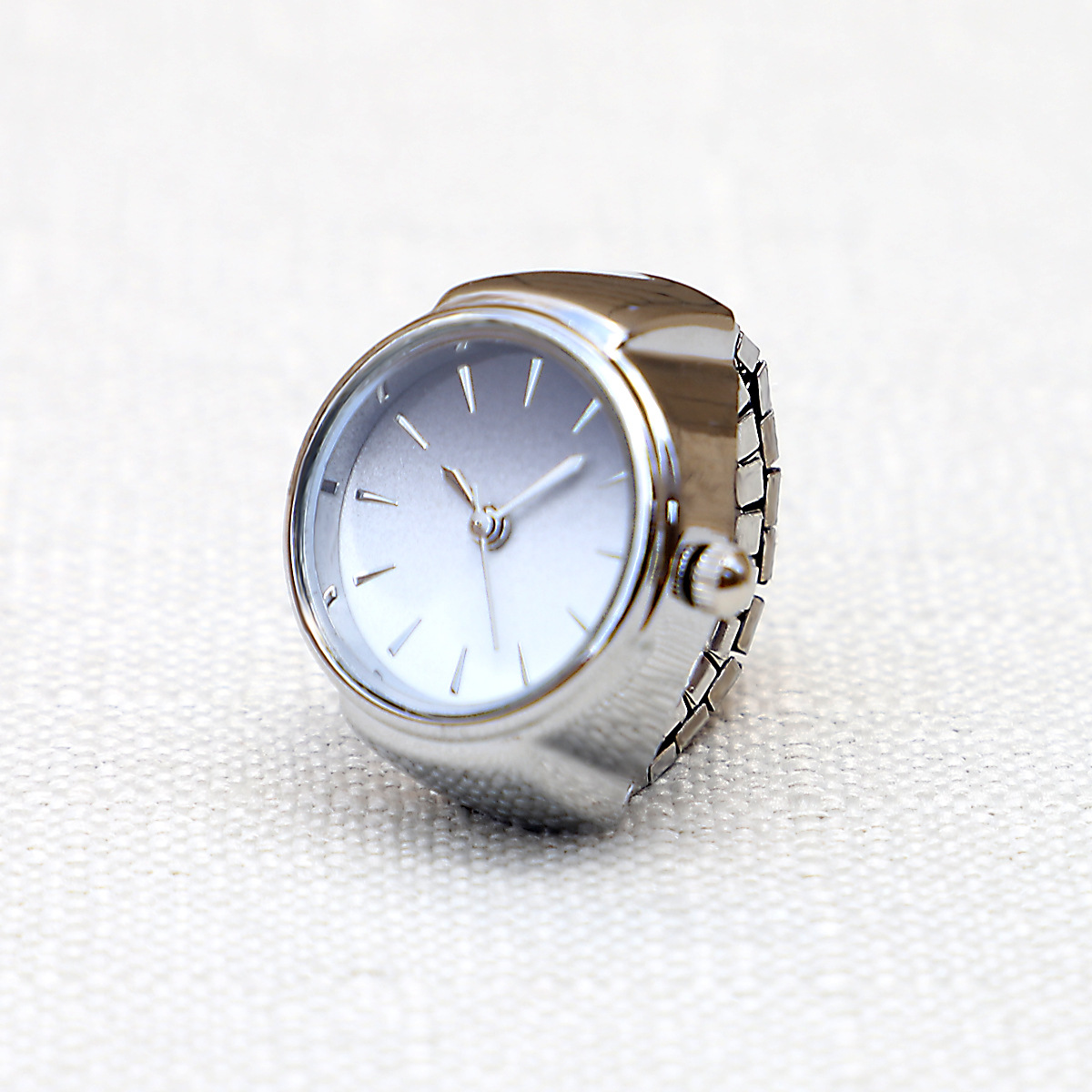 Domestic Non-Mechanical Mini Ring Watch Small Green Watch Ring Watch Niche Watch Finger Quartz Watch