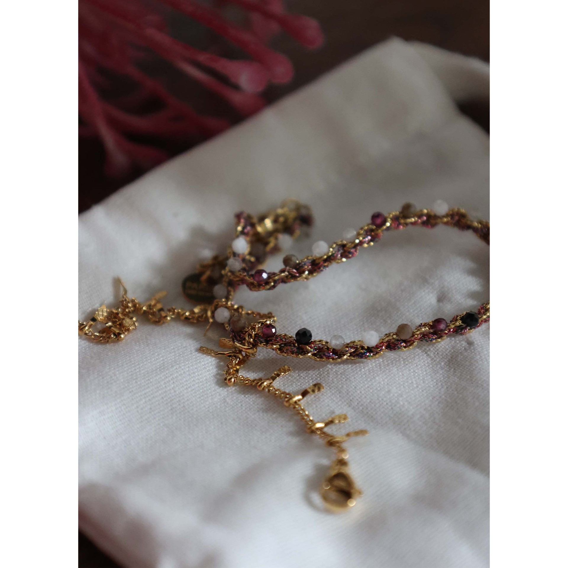 301 South France Vacation Series Handwoven Each Piece Has the Memory of Hands Long-termism Bracelet e12-9